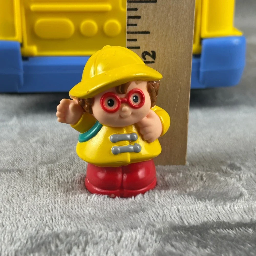 Fisher-Price Little People Lil School Bus Yellow Toy Vehicle with Figure 77941